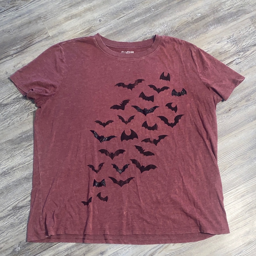 EUC MAURICES Oversized Fit Glitter Batty Vintage Wash Tee 0X